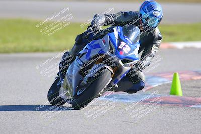 media/Jan-20-2023-Fastrack Riders (Fri) [[f2ad32aba3]]/Private/session 5 turn 13/